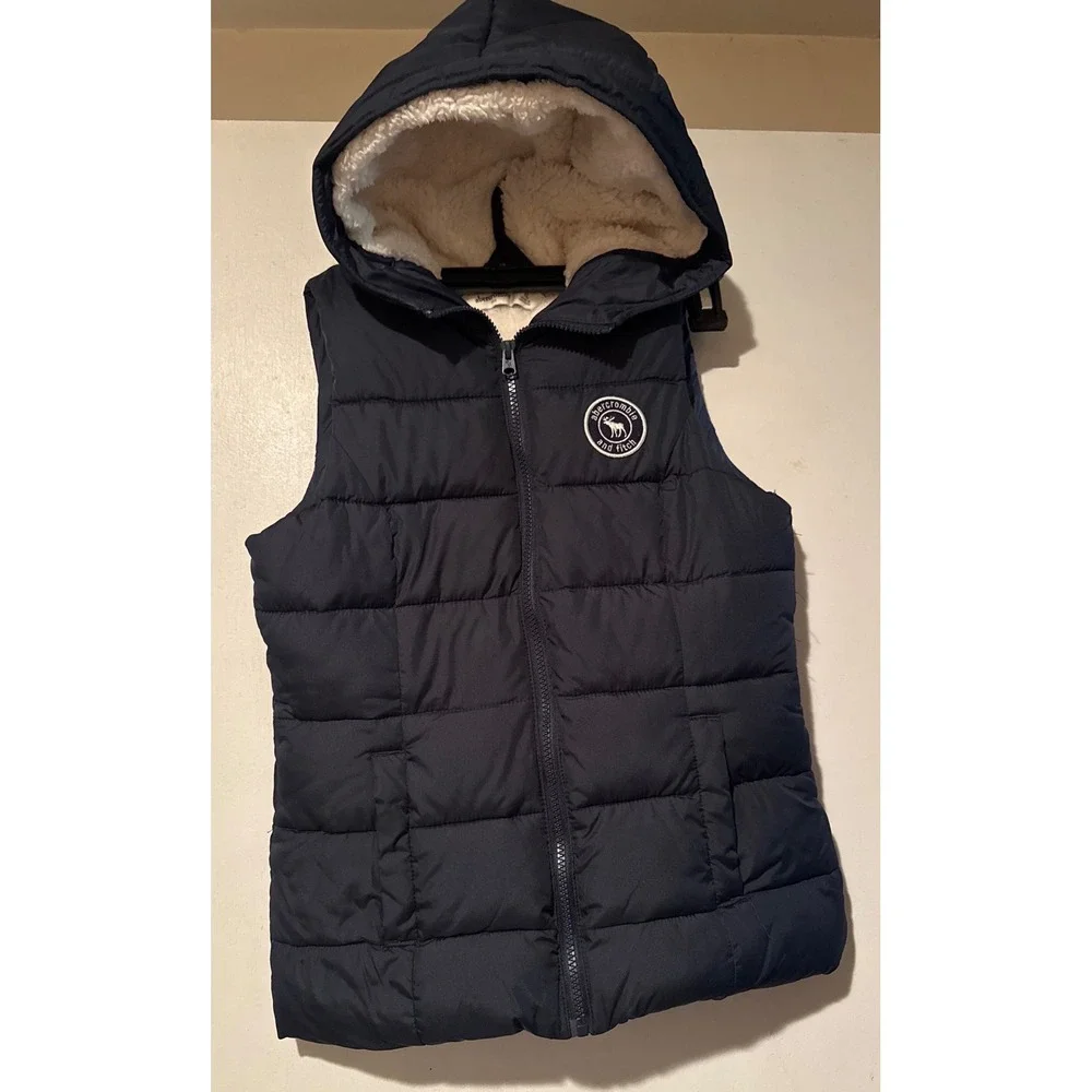 Abercrombie and Fitch Puffer Vest Sherpa Lined Hooded Padded Navy Blue Kids M